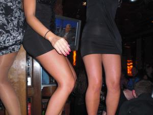 Upskirt candids of drunk girls in pub -d4i1wv9qso.jpg