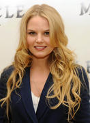 http://img254.imagevenue.com/loc578/th_12983_Jennifer_Morrison_at_The_Miracle_Worker_Broadway1_122_578lo.jpg